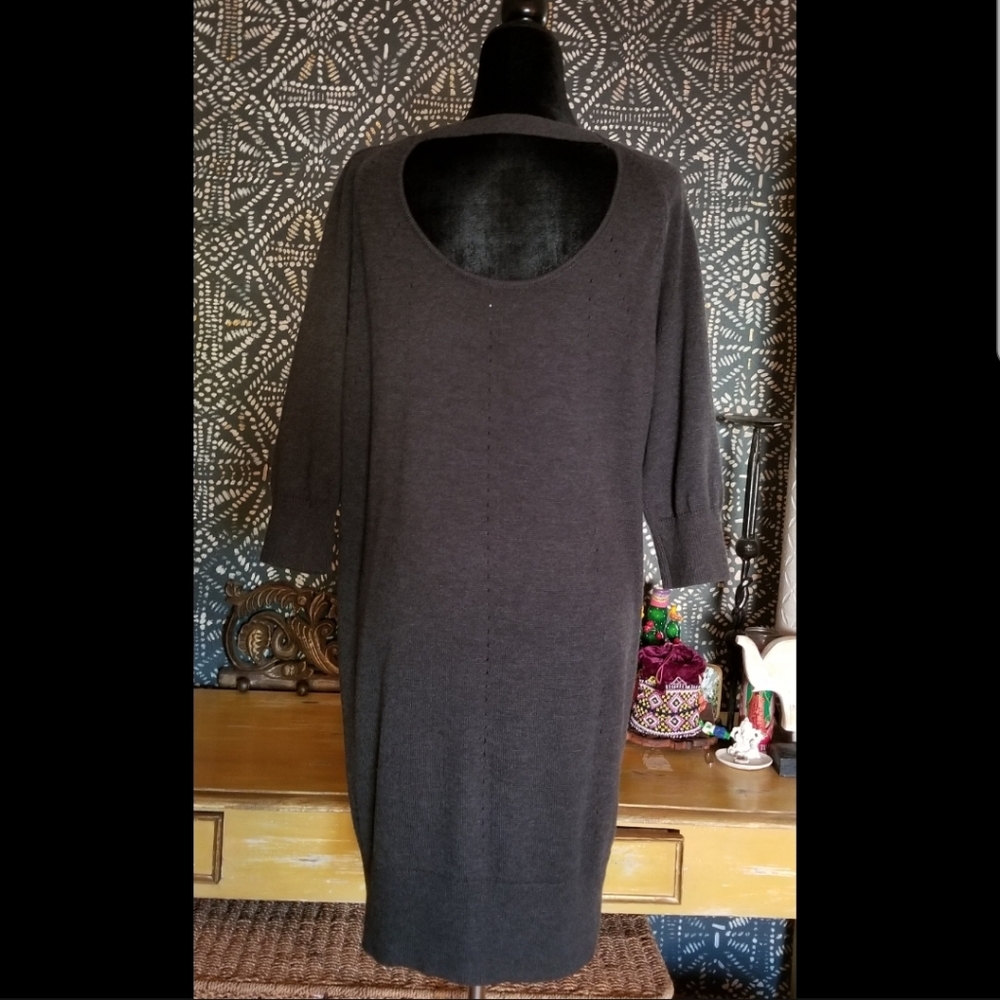 Lauren Sweater Dress - Picture 2 of 5